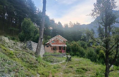 Kullu Villa | Cedar Forest BnB Villa