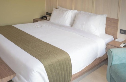 Karjat Hotel | Celebration Land by Miros