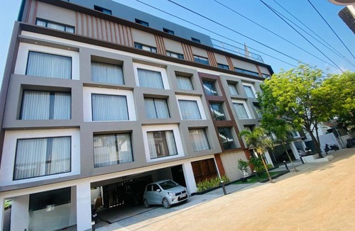 KK Nagar Hotel | Chakkra Grand