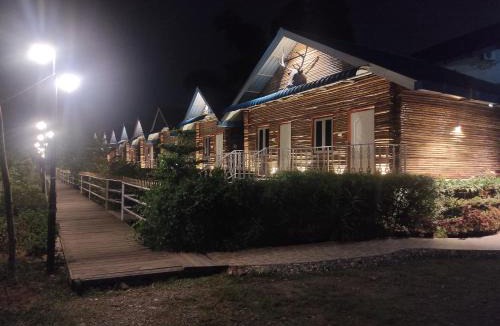 Guwahati Hotel | Chang's Resort & Restaurant