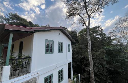 Kohima House | Chara Farmhouse