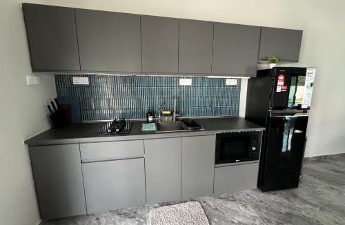 Kampung Gok Kapur Villa | Charis Tanjong Jara Villa Emerald
