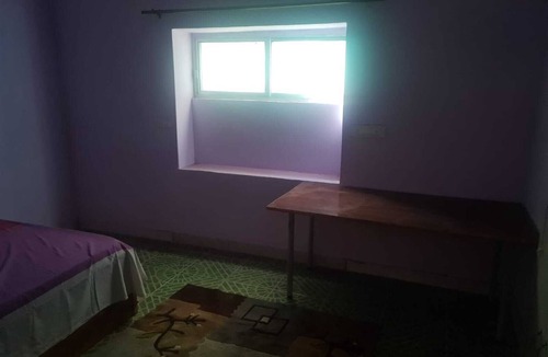 Old Gurgaon House | Charming 1-bedroom bungalow in Gurugram with WiFi access