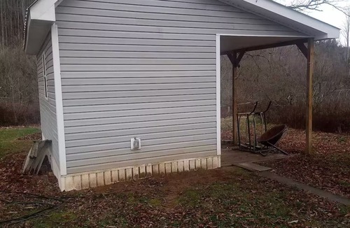Abingdon Cabin | Charming 1-bedroom cabin with AC in cozy Abingdon
