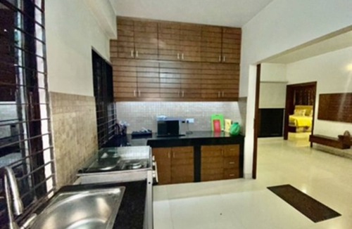 Gulshan Apartment | Charming 2-bedroom apartment with WiFi, AC in Gulshan 1. Niketon Dhaka.