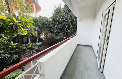 Nashik House | Charming 4-bedroom bungalow with WiFi and AC in delightful Nashik
