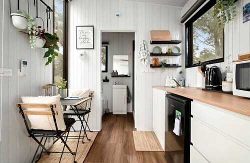 Springmount Cabin | Charmingly Tiny House in Springmount, Victoria