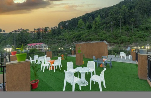 Fagu Hotel | Charvi Hotels I Vacations I Conference I MICE I Family Events I Open Air Terrace I Sky Bonfire I Charvi Retreat by Exotic Stays