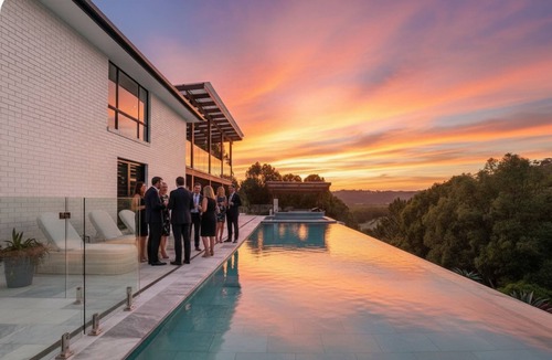 Stotts Creek House | Chateau on Cudgen minutes to beautiful Tweed coast beaches. Pool/hot tub/firepit