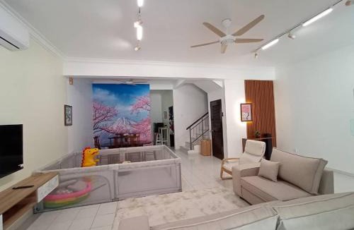 Bukit Tengah House | Cheerfull-Cozy Japanese Style