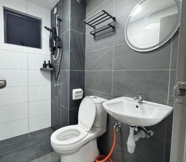 Kampung Bukit Dukong Apartment | Cheras Trader Square By JR Lovely Homestay