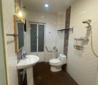 Seksyen 7 House | Cherith Homestay 8-12 Pax,4R 4BR,Fully Aircond