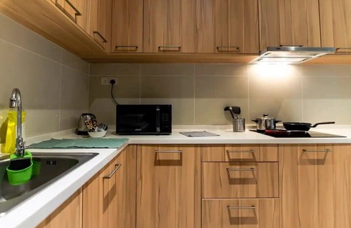 Taman Century Apartment | Chic 3BR KSL Desplanade 2 TVs Free Parking