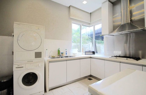Cheras Cottage | Chic 4BR Oasis With Gazebo, Your Dream Getaway