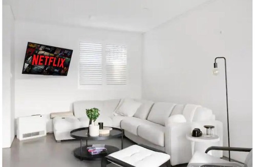 Surry Hills House | Chic Abode in Trendiest Suburb