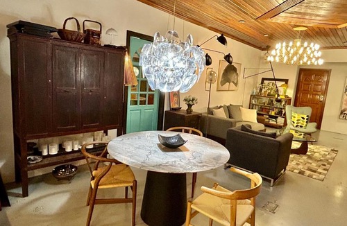 Tunku Apartment | Chic Designer 3 Rooms Shared Bungalow near LRT SS1 PJ