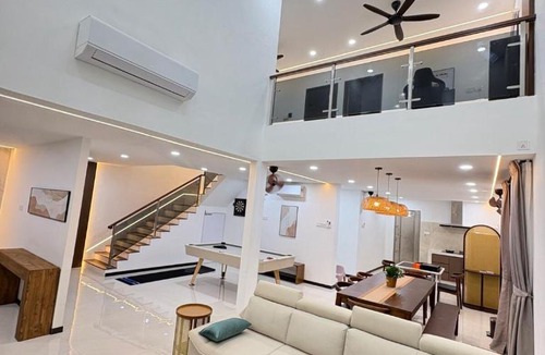 Central Seberang Perai Villa | Chin Villa