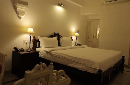 Panch Batti Hotel | Chirmi Palace - A Heritage Home