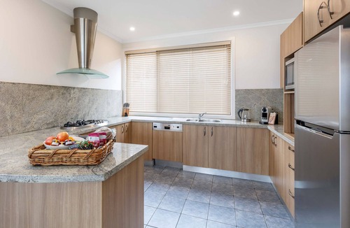 Apollo Bay Villa | Chocolate Gannets