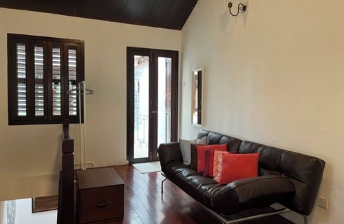 Chinatown House | Chulia Corner, cosy townhouse in Georgetown Unesco Heritage, Penang.