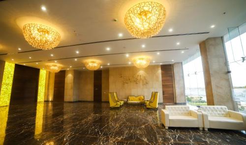 Hyderabad Hotel | Citadel Hotel By Vinnca Shamshabad Airport, Hyderabad