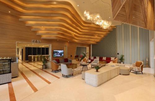 Gandhi Nagar Hotel | Citadel Sarovar Portico Bengaluru
