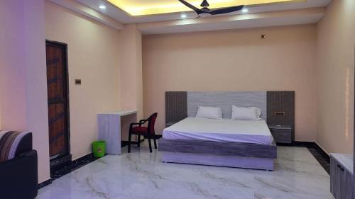 Kishanganj Hotel | City Palace