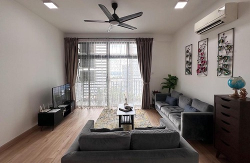 Central District Apartment | Citywoods By Antlerzone