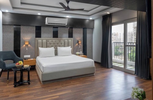 Ghaziabad Hotel | Clark Inn Express Rajnagar