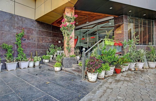 Zirakpur House | Classic Hotel Vihaan Residency