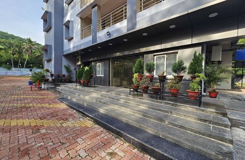 Jamshedpur House | Classic JR Royals