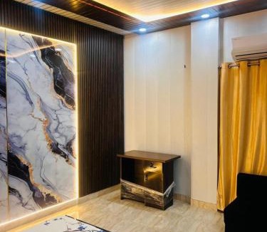 Mohangarh Bed & Breakfast | Classic Rooms