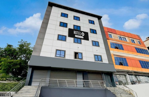 LB Nagar House | Classic with Balcony LB Nagar Metro