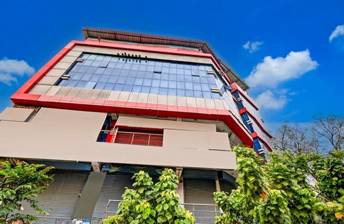 Civil Lines House | Classic with BalconyStation View Hotel