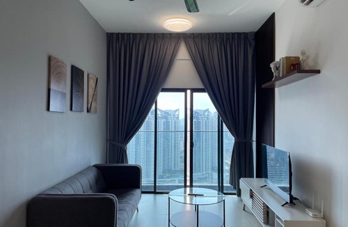 Ampang Apartment | CLASSY SUITE's R E I Z Z RESIDENCE