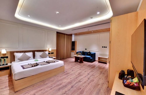 Ranjit Avenue Hotel | Click Collection Amritsar