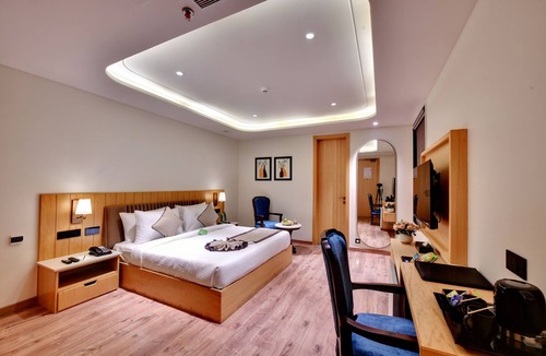 Ranjit Avenue Hotel | Click Collection Amritsar