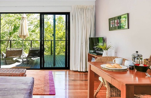 Kangaroo Valley House | Cloudsong Chalet 4 - Close to the village centre!