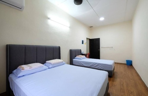 Central Seberang Perai House | CLP Home near Sri Muniswarar Temple 2