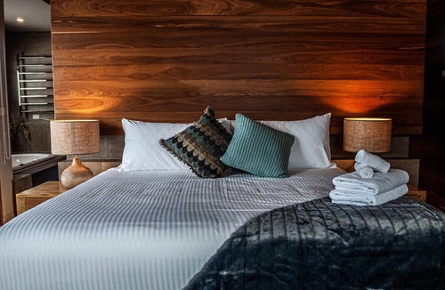 Dinner Plain Hotel | Club Wyndham Dinner Plain, Trademark Collection by Wyndham