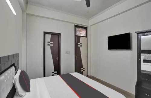 Indirapuram Hotel | Collection O 80841 Vk Townhouse