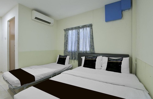 Larut Hotel | Collection O Axlite Hotel