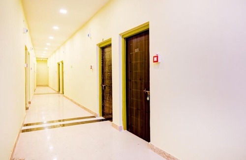 Shibpur Hotel | Collection O Howrah Botanical Garden Formerly Tanima Villa