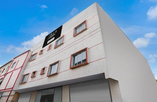 Joka House | Collection O Joka Industrial Plaza