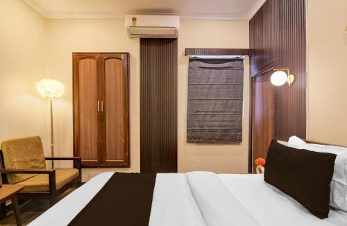 Kalighat Hotel | Collection O Lake Mall Kalighat Formerly Venkateshwara