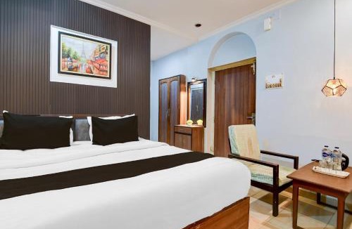 Kalighat Hotel | Collection O Lake Mall Kalighat Formerly Venkateshwara