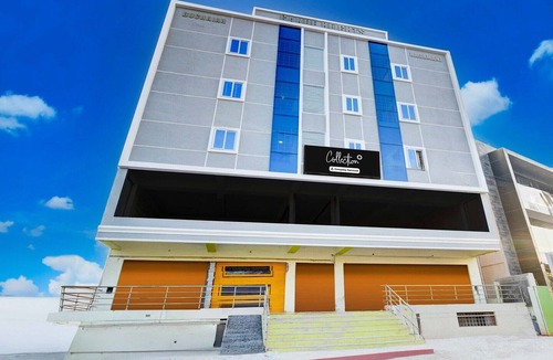 Hyderabad House | Collection O LB Nagar Metro Station