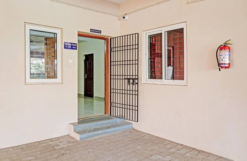 Perumbakkam House | Collection O Orchid Residency Medavakkam