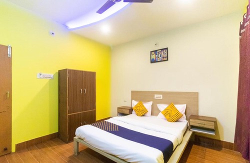 Cuttack Hotel | Collection O Royal King