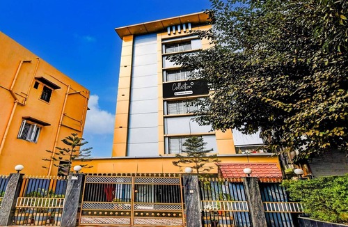 Siliguri House | Collection O SF Road Siliguri Jyoti Hotel